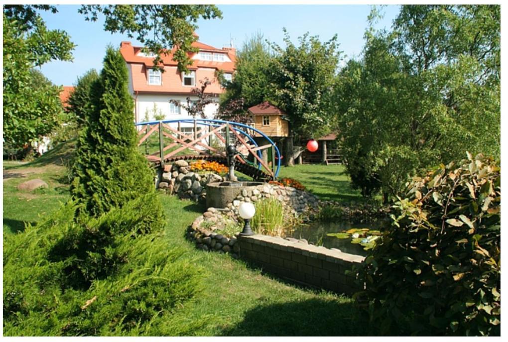 Pokoje Goscinne Straznica Jaroslawiec Exterior photo